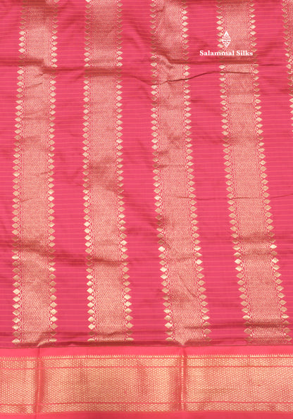 9 Yards Semi Silk Saree Peacock Green Colour with Pink Border