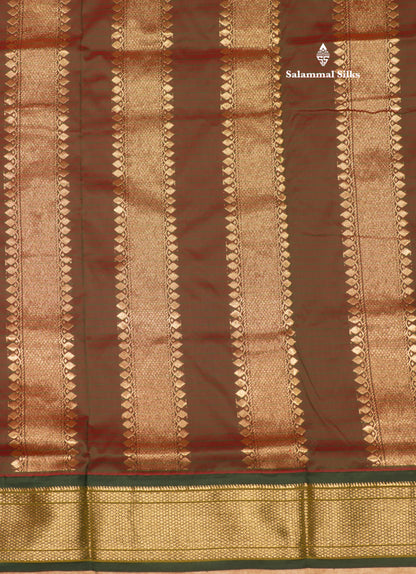 9 Yards Semi Silk Saree Peacock Green Colour with Pink Border