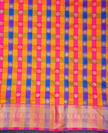 9.5 Yards Semi Silk Saree Paalum Pazham Checks With Traditional Border