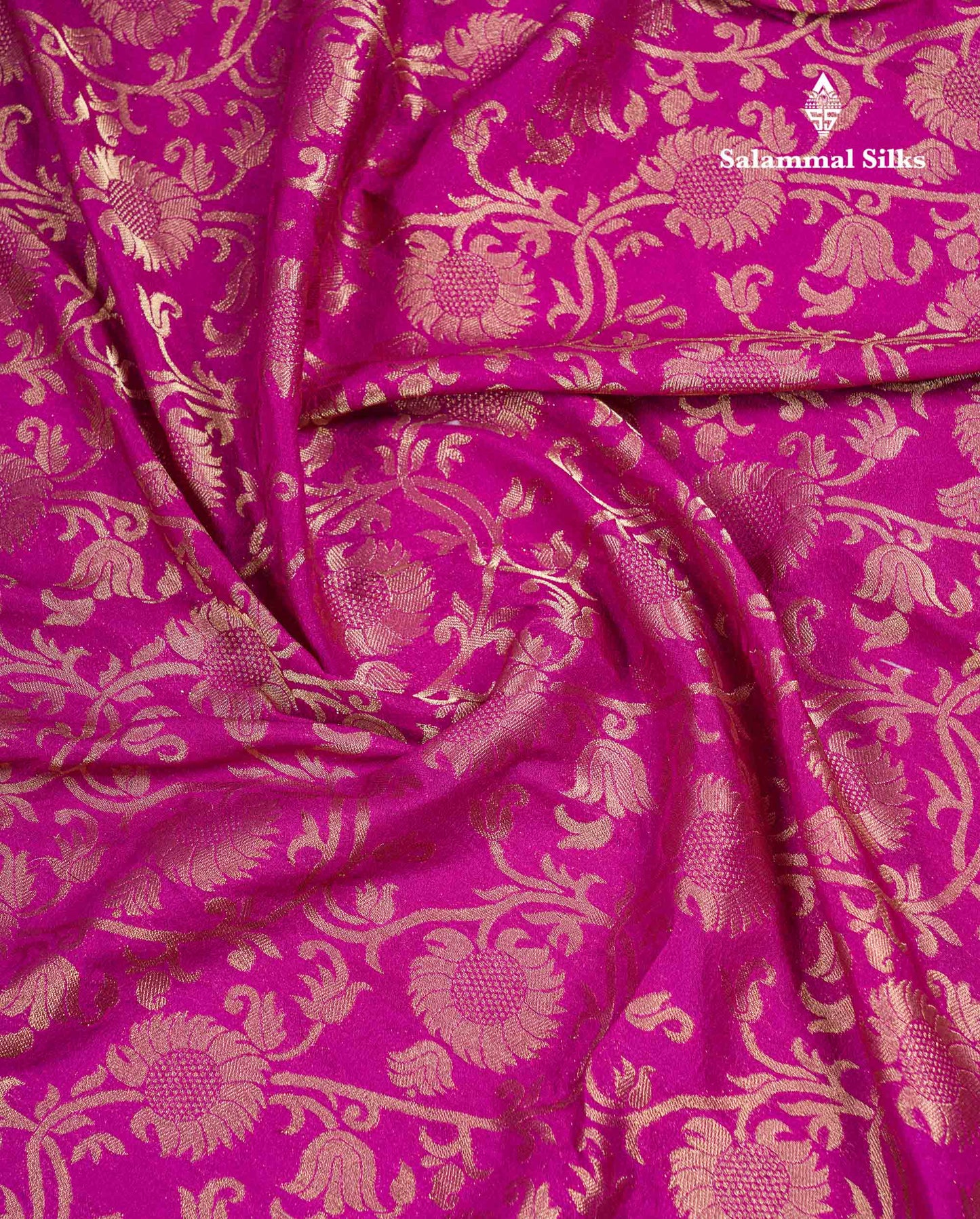 Beautiful Orange Semi Georgette Saree With Fancy Border