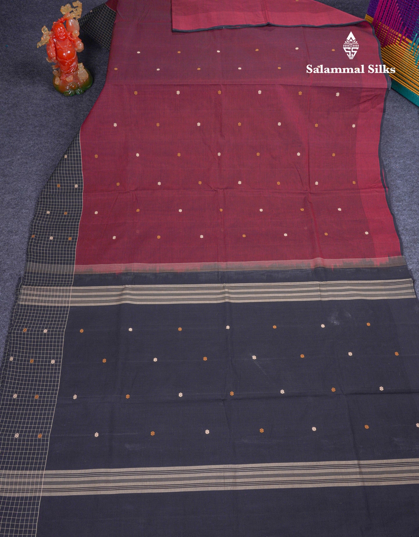 Beautiful Elephant Grey Thread Butta Pure Cotton Saree With Contrast Black Small Checks One Side Border