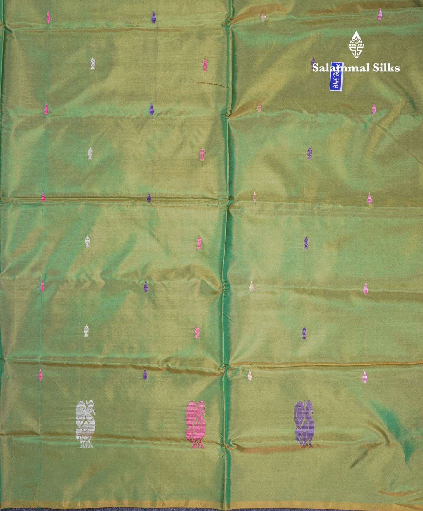 Blueish Grey Thread work Buttas Banana Pinth Saree (Vaazhainaar Pattu) With Contrast Parrot Green Blouse