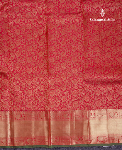 Beautiful Maroon Bridal Pure Kanjivaram Silk Saree With Contrast Bottle Green Blouse