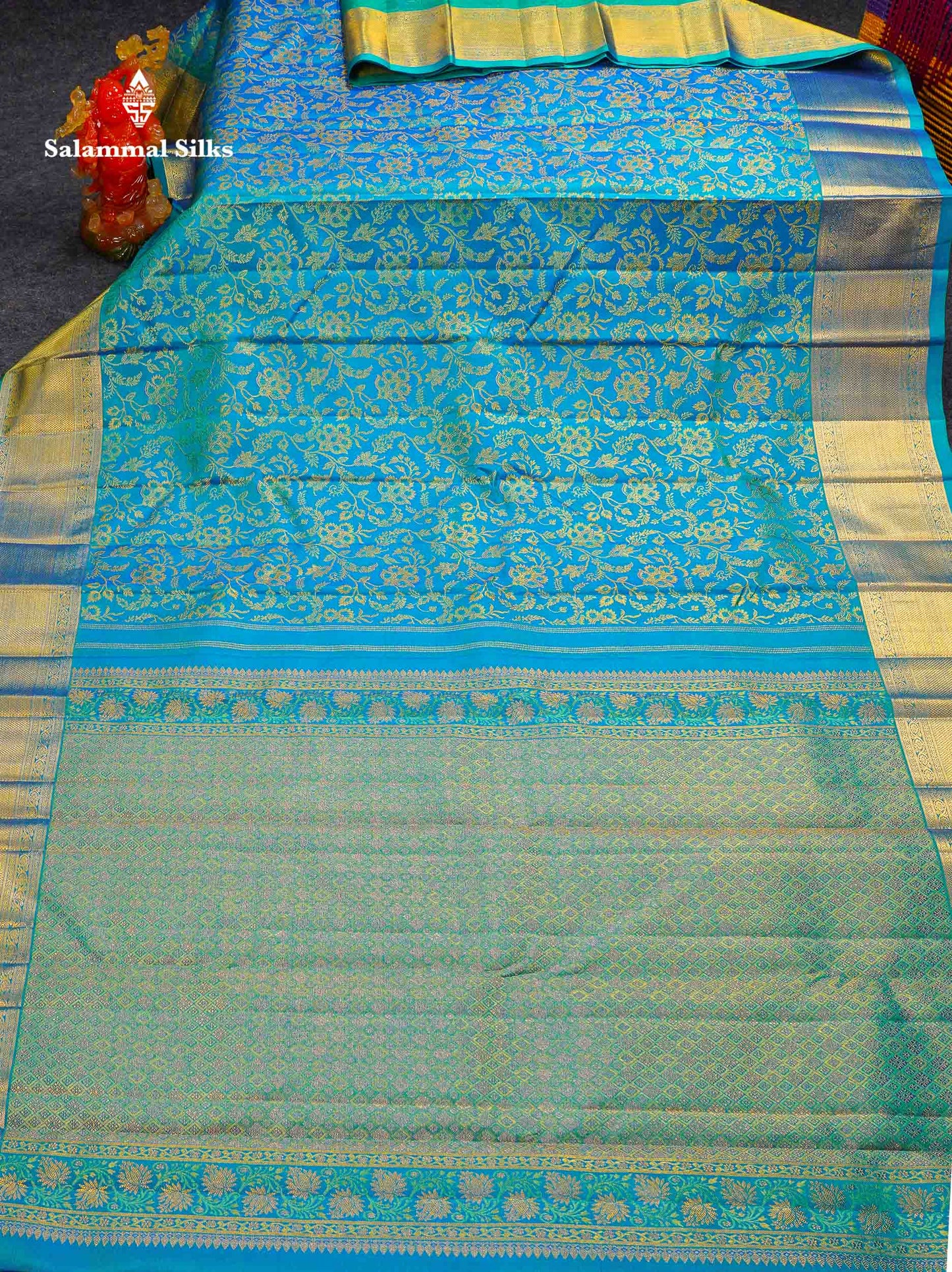 Beautiful Dual Tone Sapphire Blue Bridal Pure Kanjivaram Silk Saree With Traditional Border