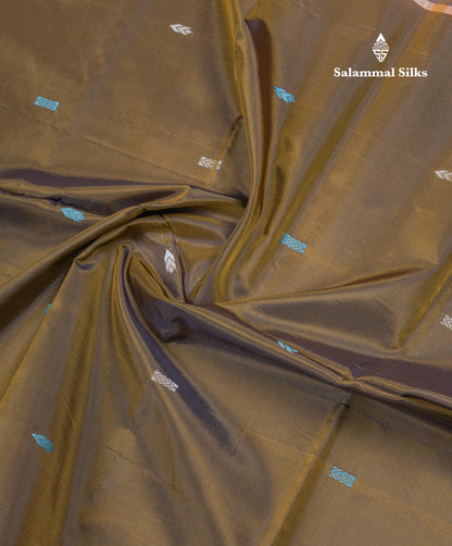 Olive Green Thread work Buttas Banana Pinth Saree (Vaazhainaar Pattu) With Contrast Peach Blouse