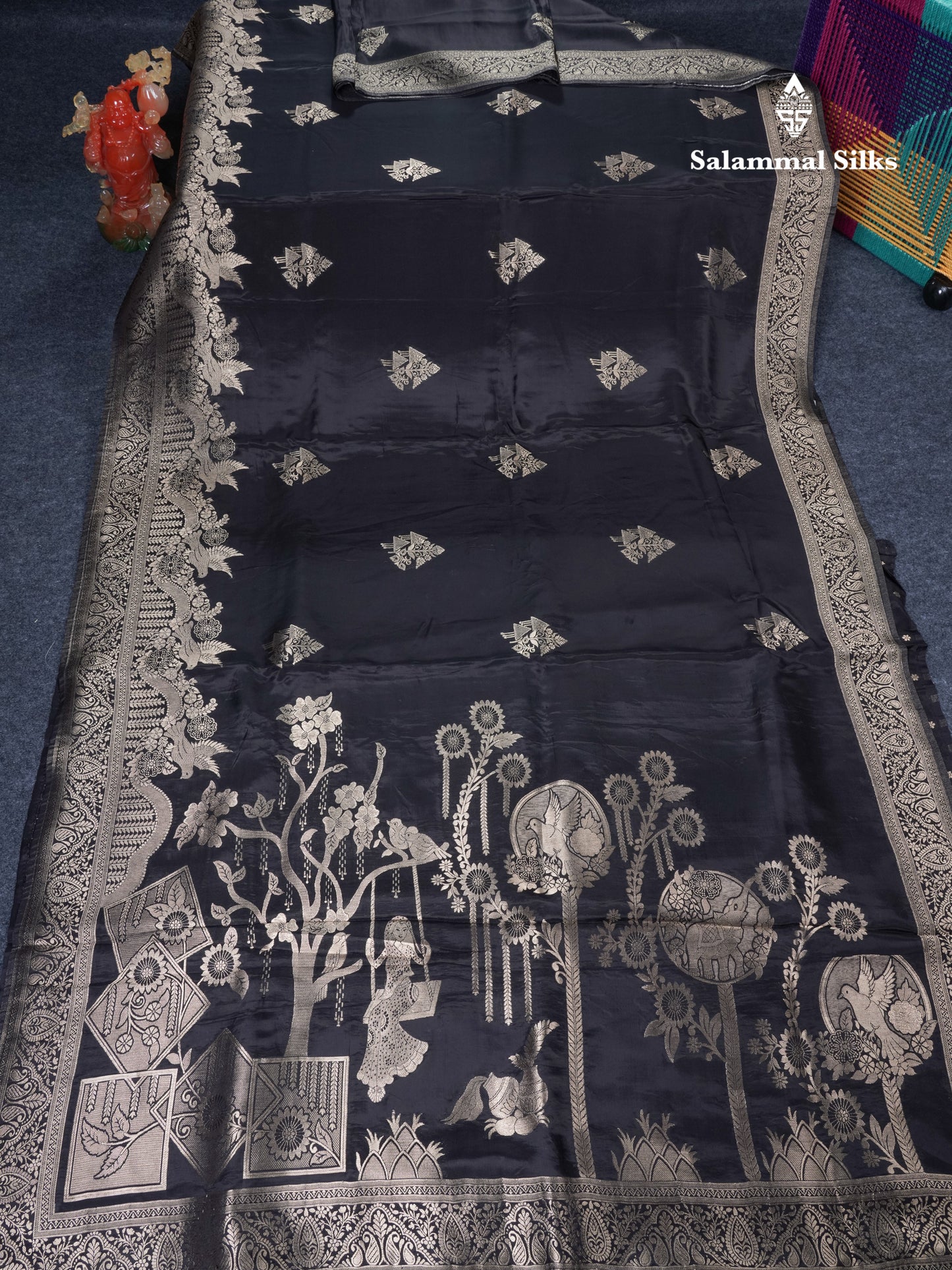 Beautiful Black Russian Silk Saree With Fancy Self Border