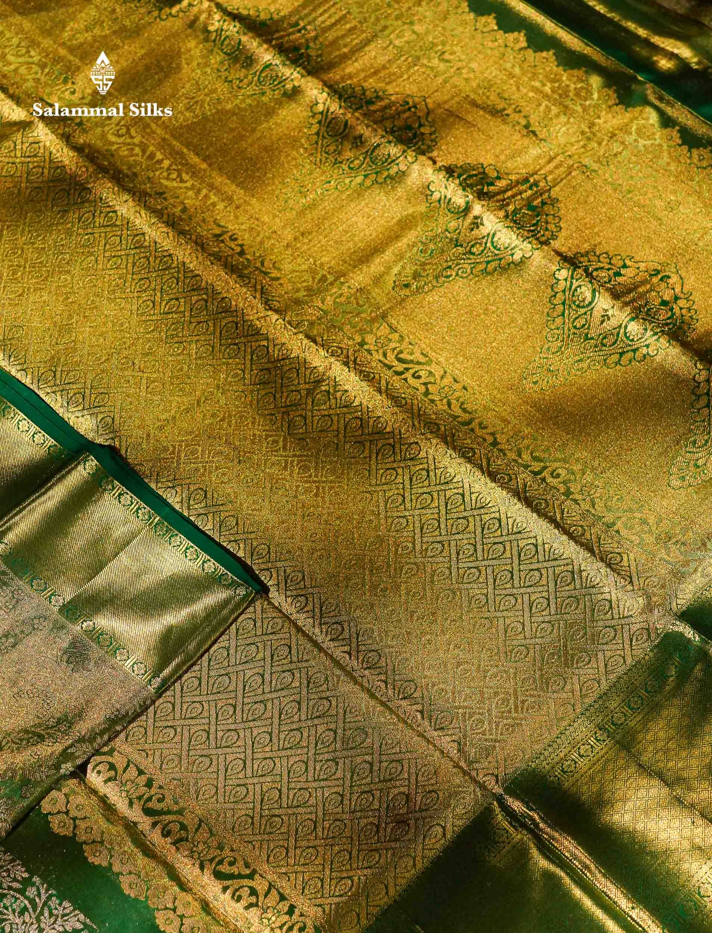 Beautiful Light Green Bridal Pure Kanjivaram Silk Saree With Contrast Bottle Green Traditional Evening Morning Border