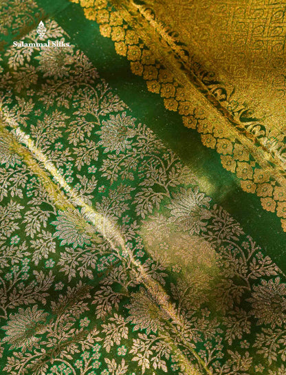 Beautiful Light Green Bridal Pure Kanjivaram Silk Saree With Contrast Bottle Green Traditional Evening Morning Border