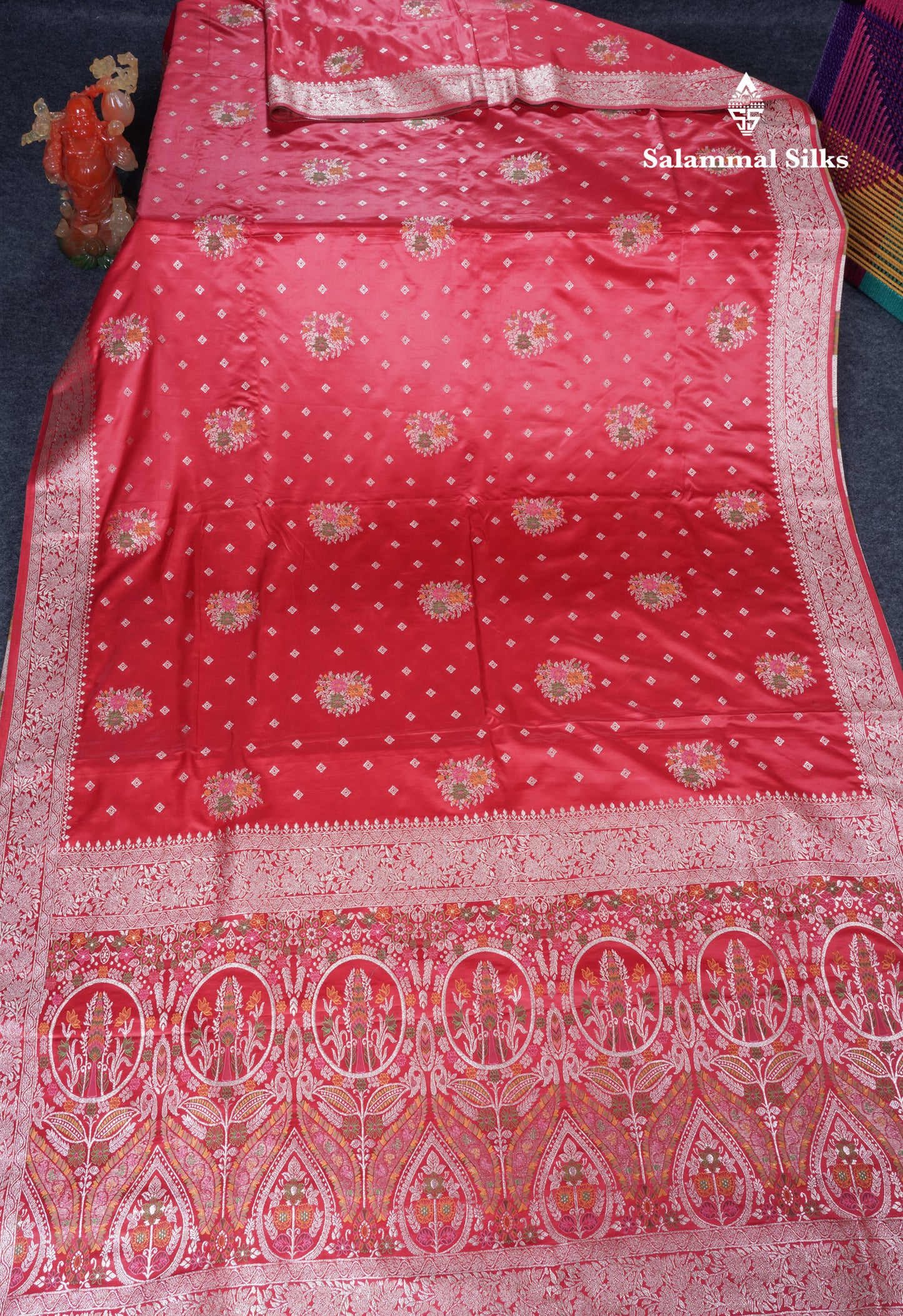 Beautiful Magenta Meenakari Work Russian Silk Saree With Fancy Self Border
