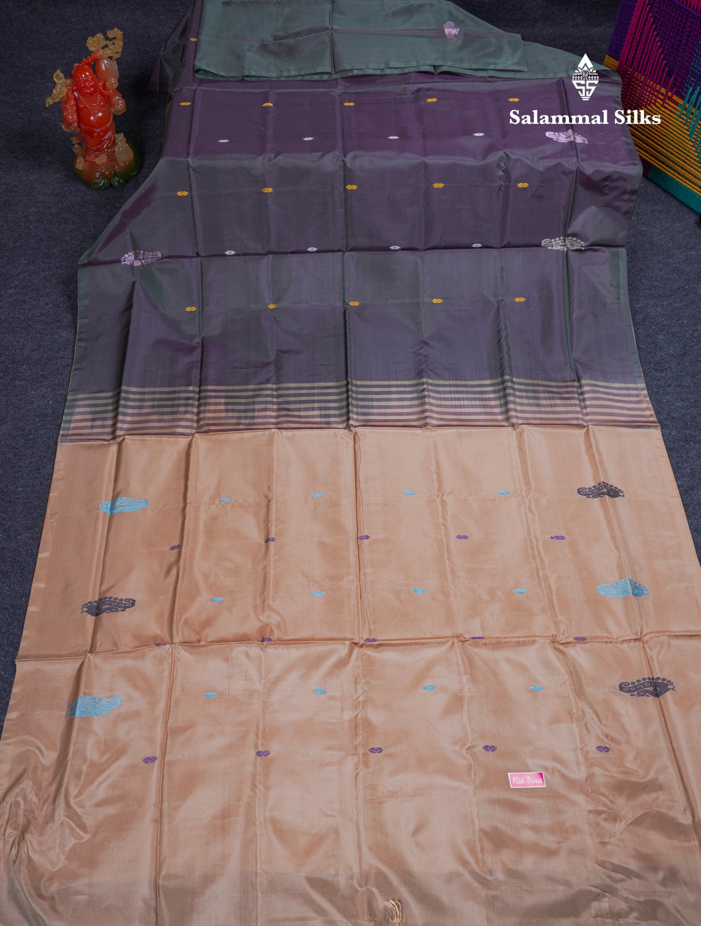 Dark Violet Thread work Buttas Banana Pinth Saree (Vaazhainaar Pattu) With Contrast Cream Sandal Blouse