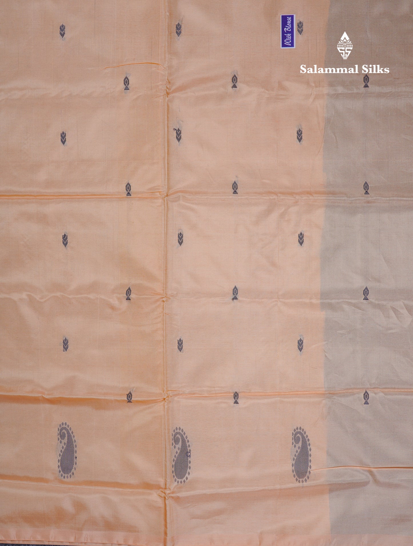 Green Shade Thread work Buttas Banana Pinth Saree (Vaazhainaar Pattu) With Contrast Light Peach Blouse