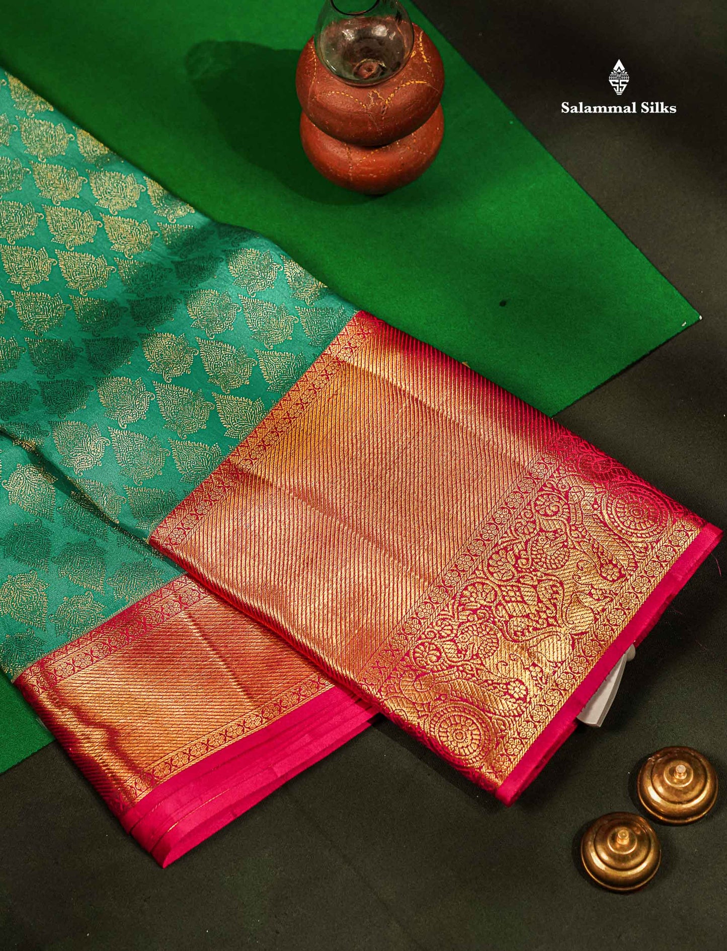 Beautiful Sapphire Green Bridal Pure Kanjivaram Silk Saree With Contrast Pink Traditional Evening Morning Border