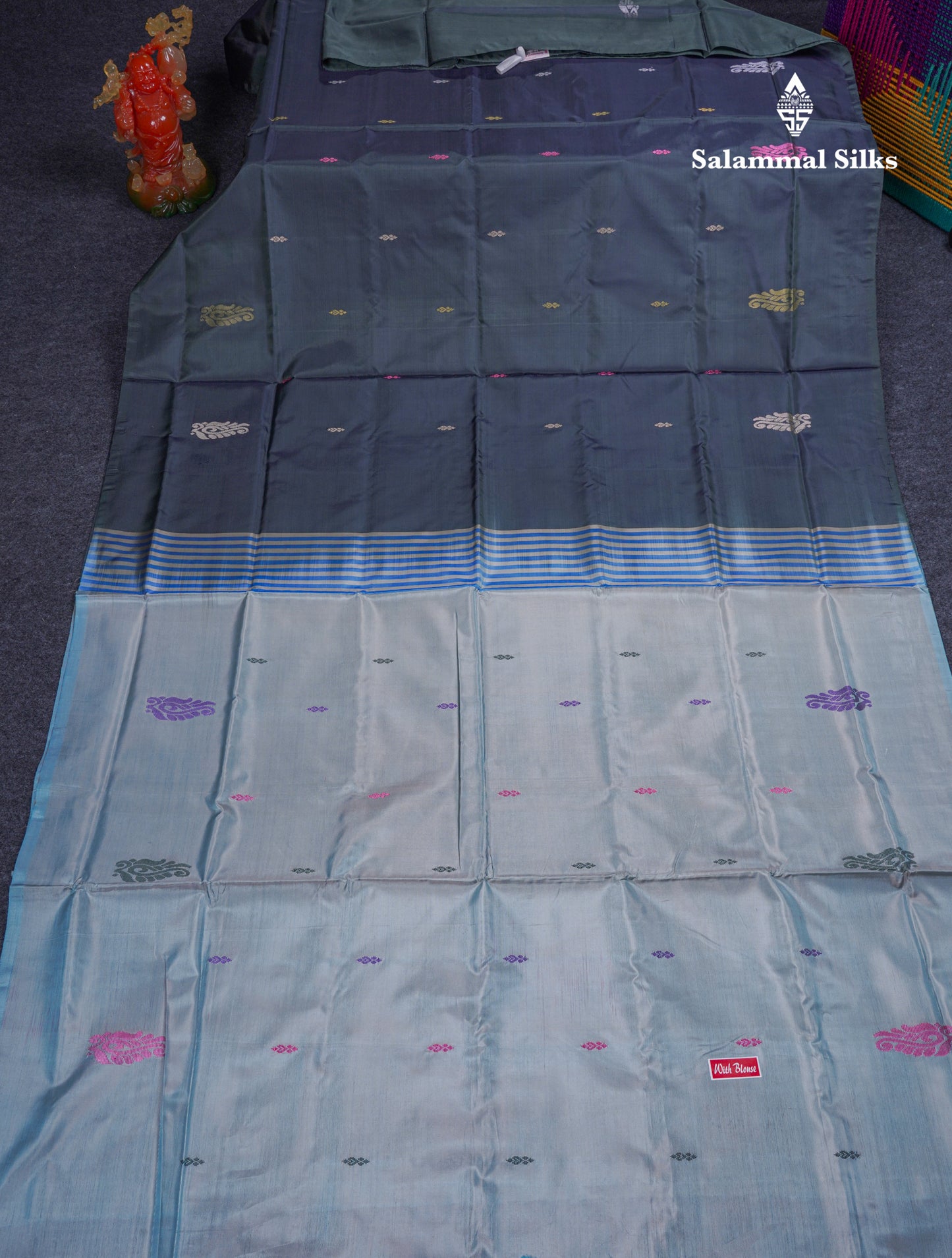 Dark Bottle Green Thread work Buttas Banana Pinth Saree (Vaazhainaar Pattu) With Contrast Pastel Blue Blouse