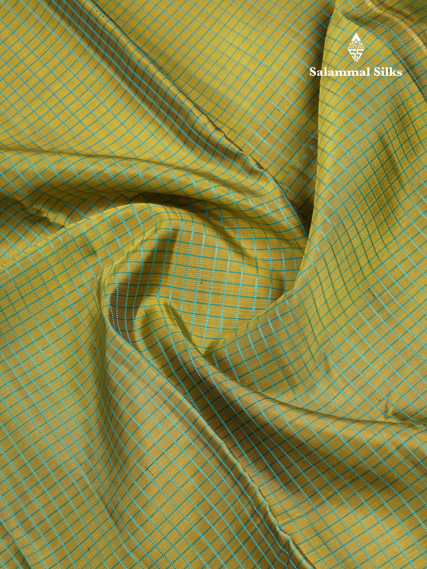 Beautiful Olive Green Pure Kanjivaram Silk Saree With Contrast Sapphire Green Traditional Gap Border