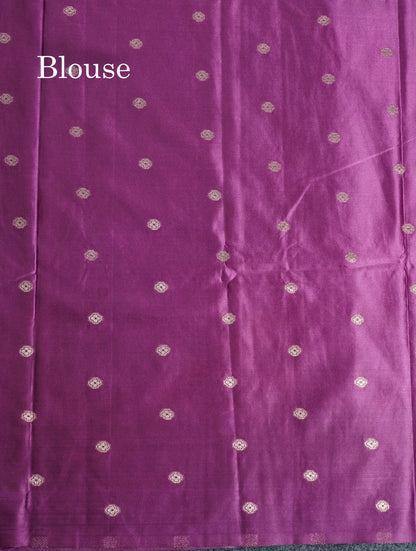 Beautiful Magenta Russian Silk Saree With Fancy Self Border