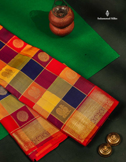 Pure Kanjivaram Silk Saree - Paalum Pazham Checks With Chakaram & Mayil Butta Along With Traditional Border