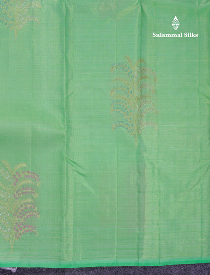 Beautiful Parrot Green Vaira Oosi Fancy Pure Kanjivaram Silk Saree With Contrast Pink Blouse