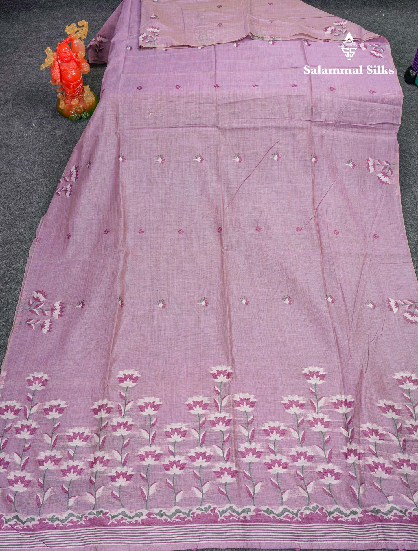 Beautiful Light Lavender Thread Work Butta Cotton Mix Saree With Contrast Dual Tone Maroon Blouse