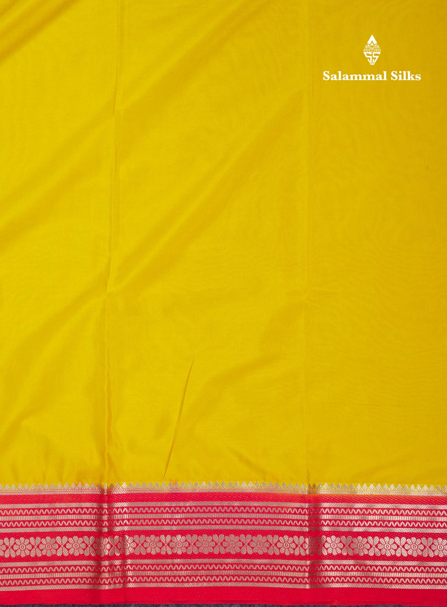 Beautiful Navy Blue Plain Semi Mysore Silk Saree With Contrast Pink Traditional Border