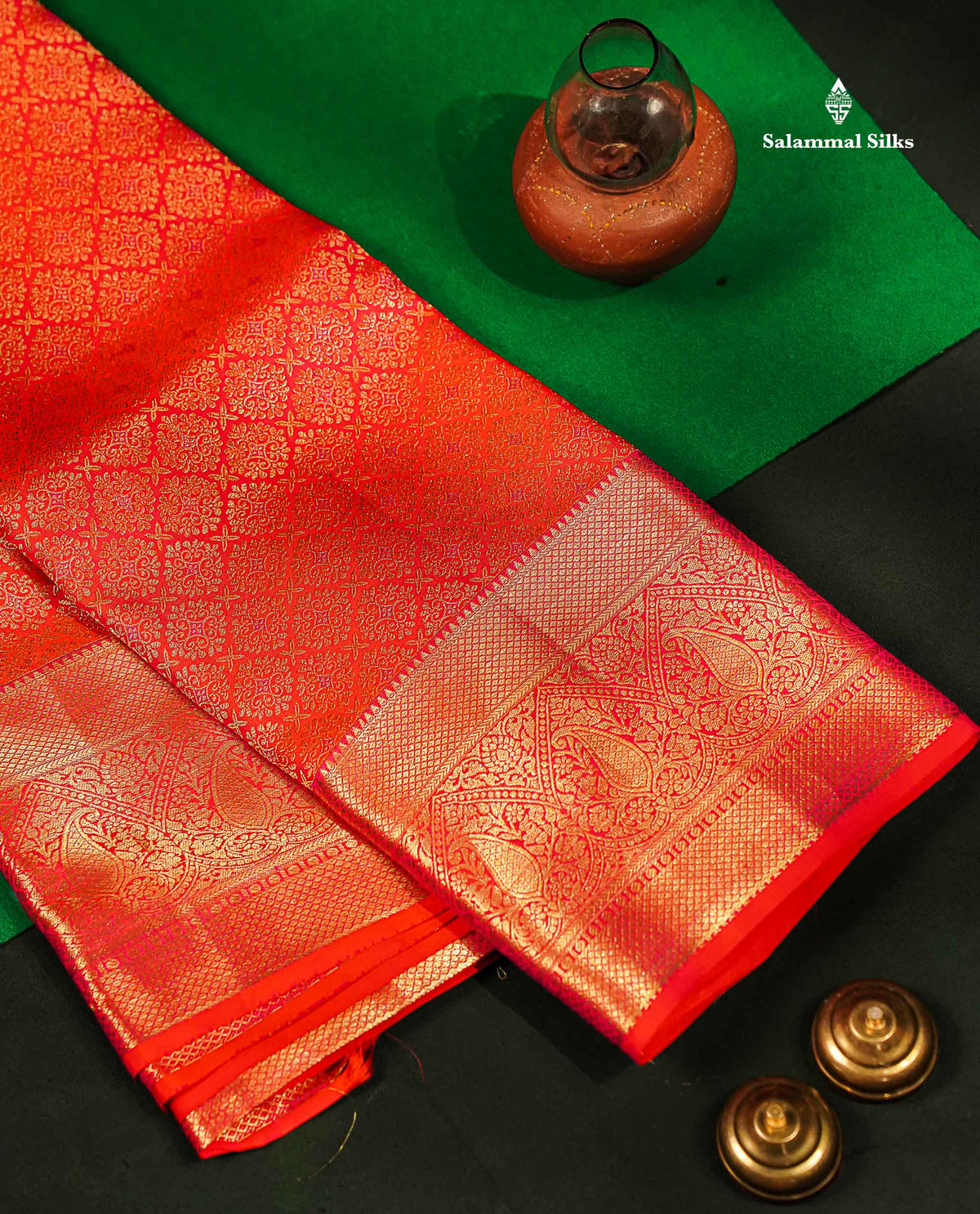 Beautiful Dual Tone Pinkish Orange Bridal Pure Kanjivaram Silk Saree With Contrast Traditional Border