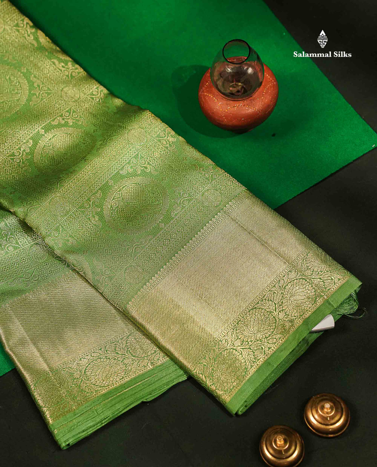 Beautiful Light Green Bridal Pure Kanjivaram Silk Saree With Traditional Border