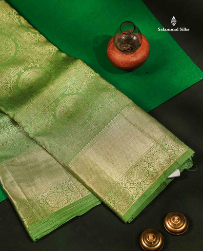 Beautiful Light Green Bridal Pure Kanjivaram Silk Saree With Traditional Border