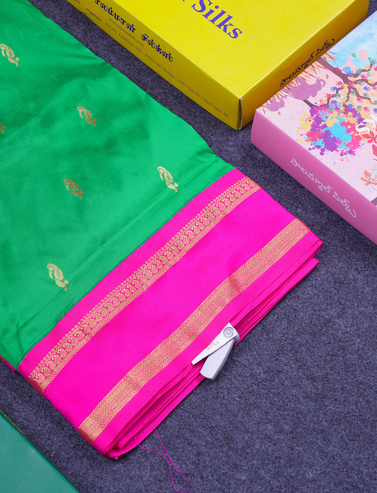 9.5 Yards Semi Silk Saree Saffire Green with Contrast Pink Traditional Rettapet Border
