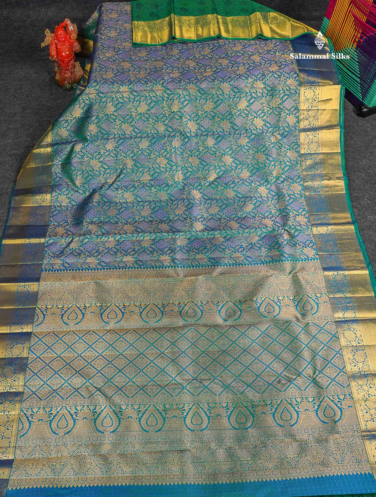 Bridal Pure Kanjivaram Silk Saree - Dual Tone Peacock Blue Colour Body With Traditional Border 