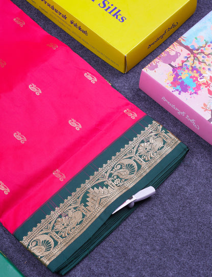 11 Yards Semi Silk Saree Dual Tone Red with Contrast Bottle Green Traditional Border