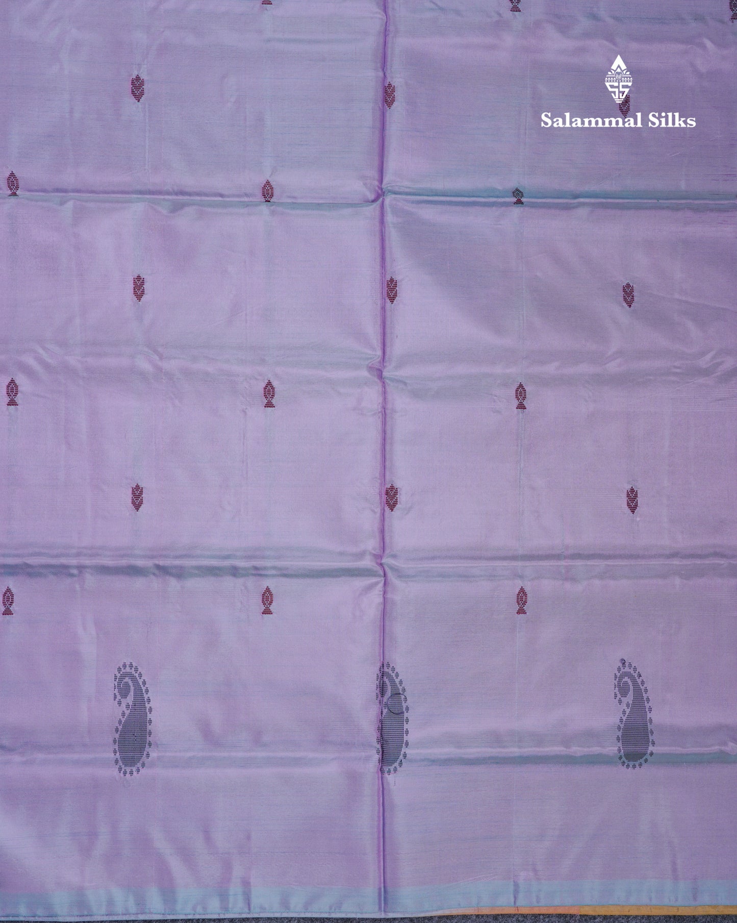 Light Lavender Thread work Buttas Banana Pinth Saree (Vaazhainaar Pattu) With Contrast Sandal Blouse