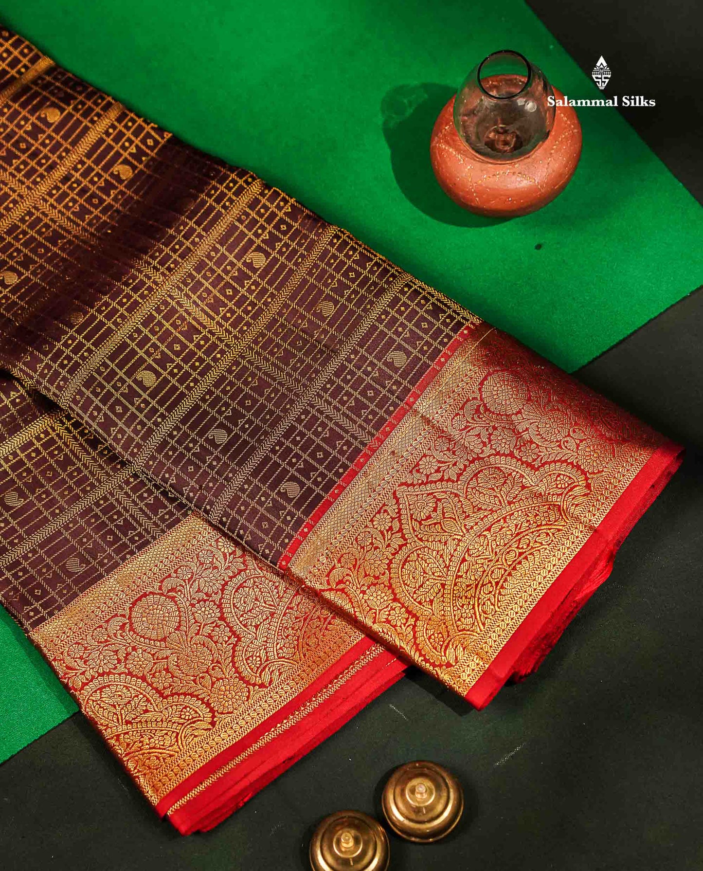 Beautiful Dark Brown Briddal Pure Kanjivaram Silk Saree With Contrast Reddish Maroon Traditional Border