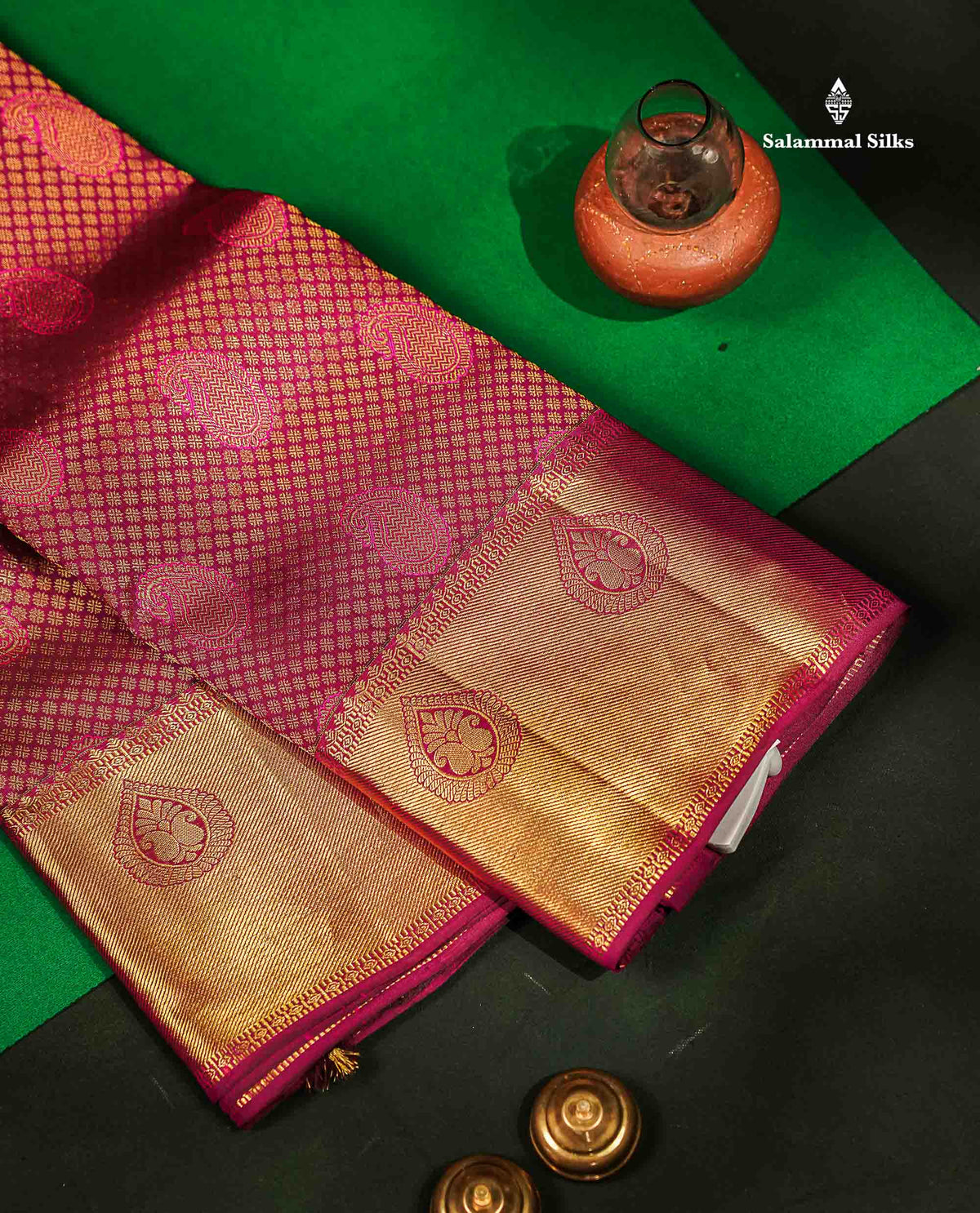 Beautiful Magenta Bridal Pure Kanjivaram Silk Saree With Traditional Border