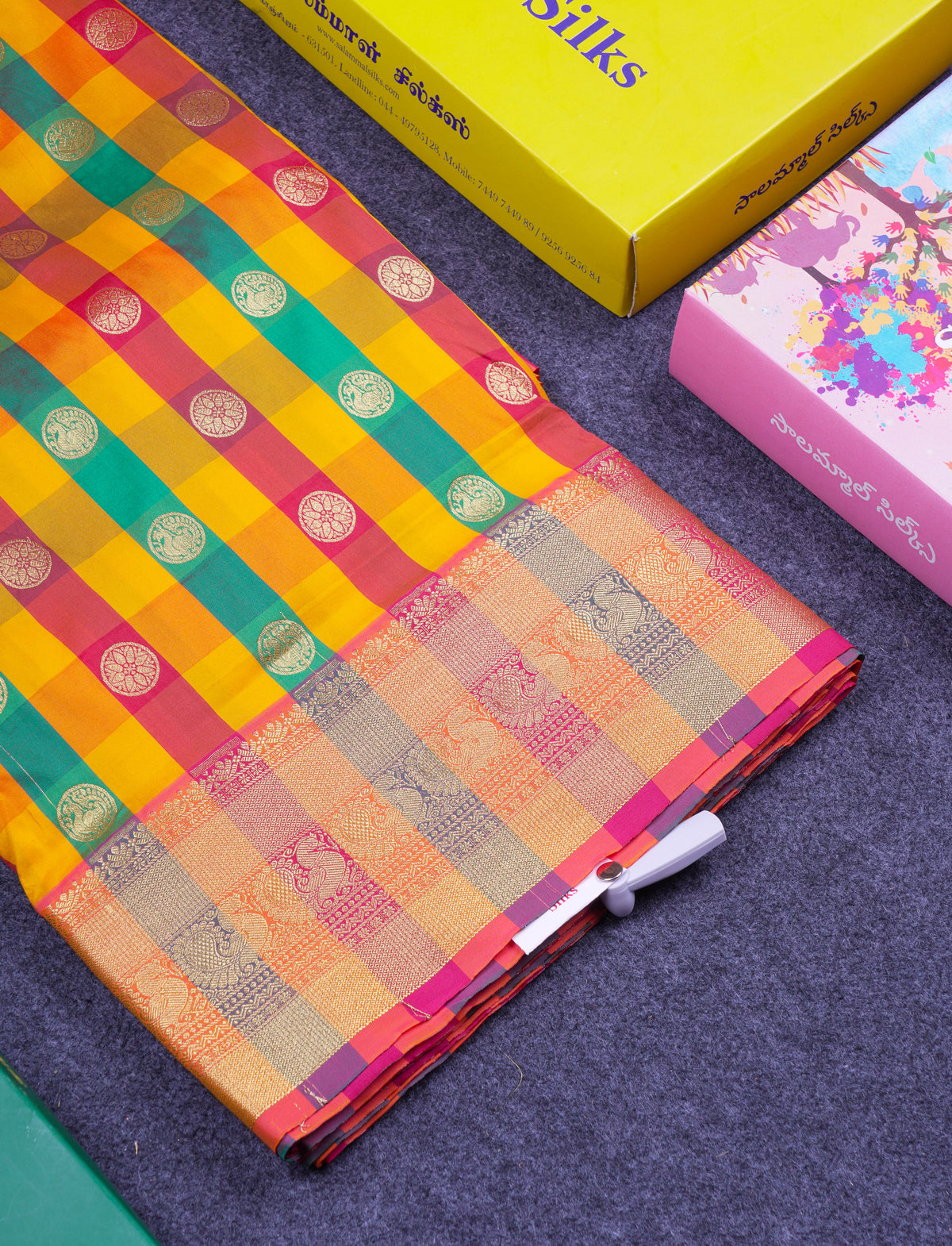 9.5 Yards Semi Silk Saree Paalum Pazham Checks With Traditional Border