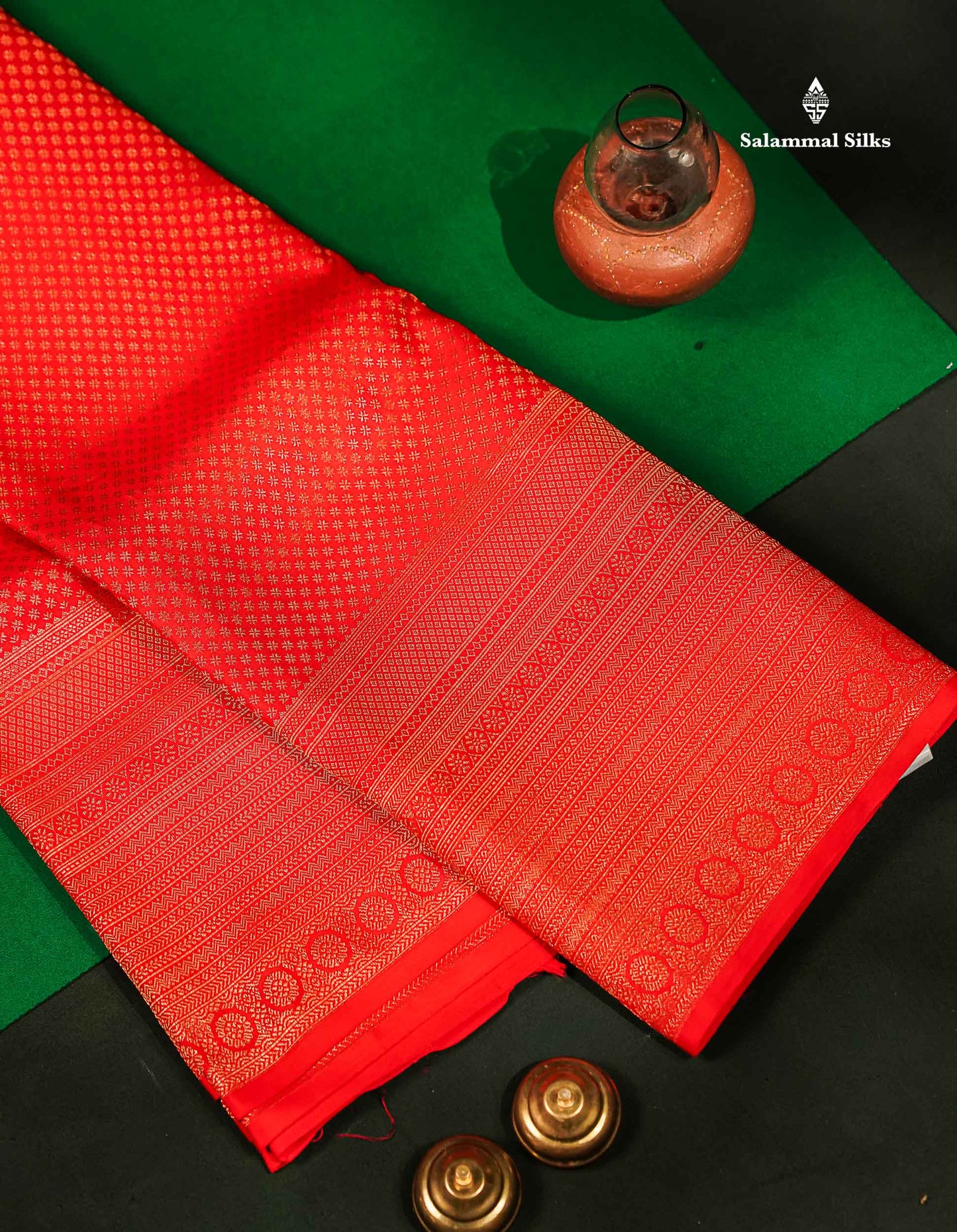 Beautiful Chilly Red Bridal Pure Kanjivaram Silk Saree With Traditional Border