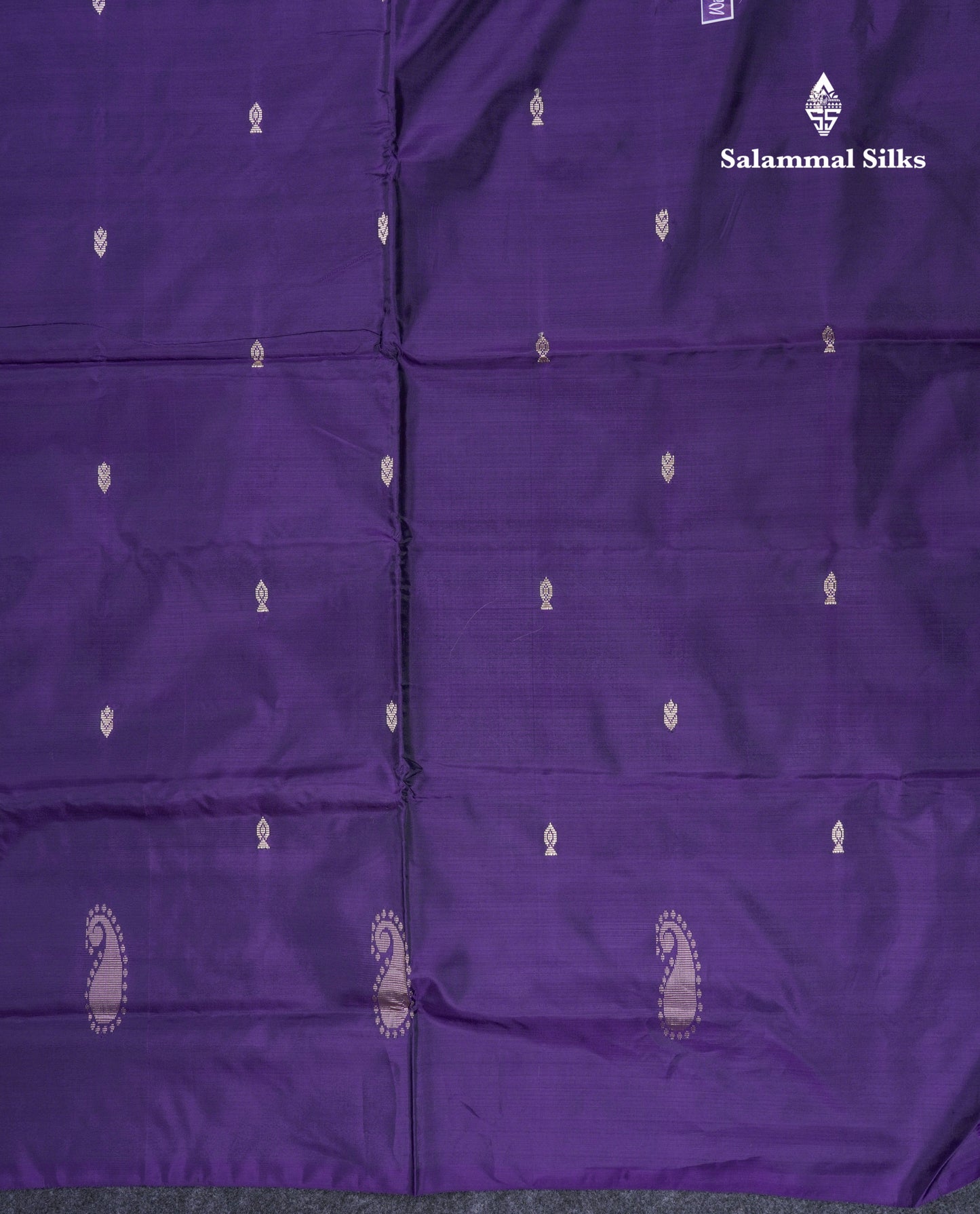Pink Thread work Buttas Banana Pinth Saree (Vaazhainaar Pattu) With Contrast Violet Blouse