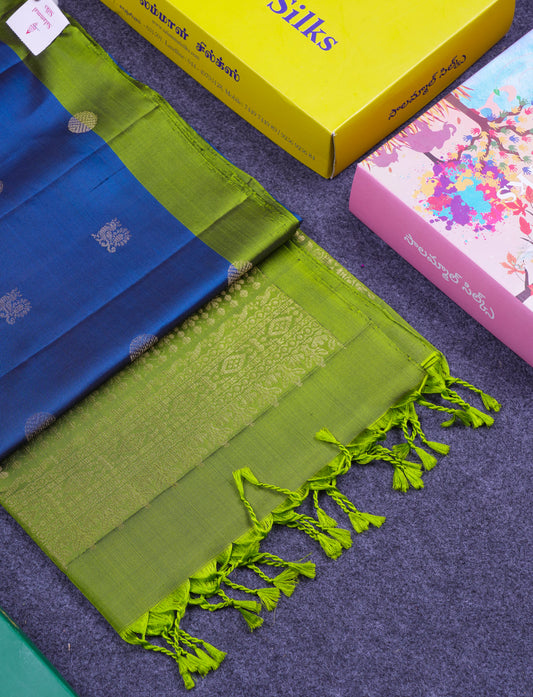 Beautiful Peacock Blue Pure Kanjivaram Soft Silk Saree With Contrast Army Green Blouse