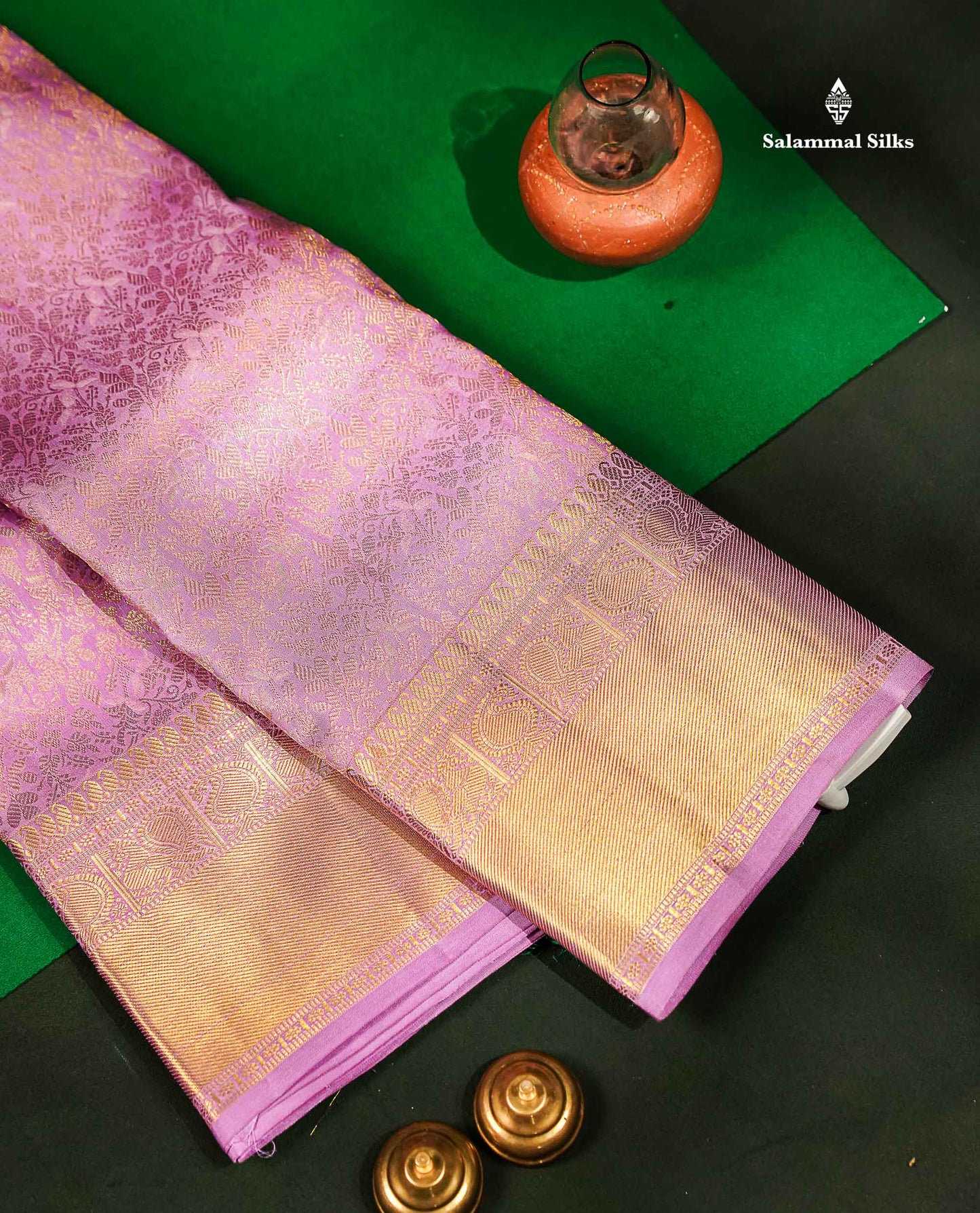 Beautiful Lavender Bridal Pure Kanjivaram Silk Saree With Traditional Border