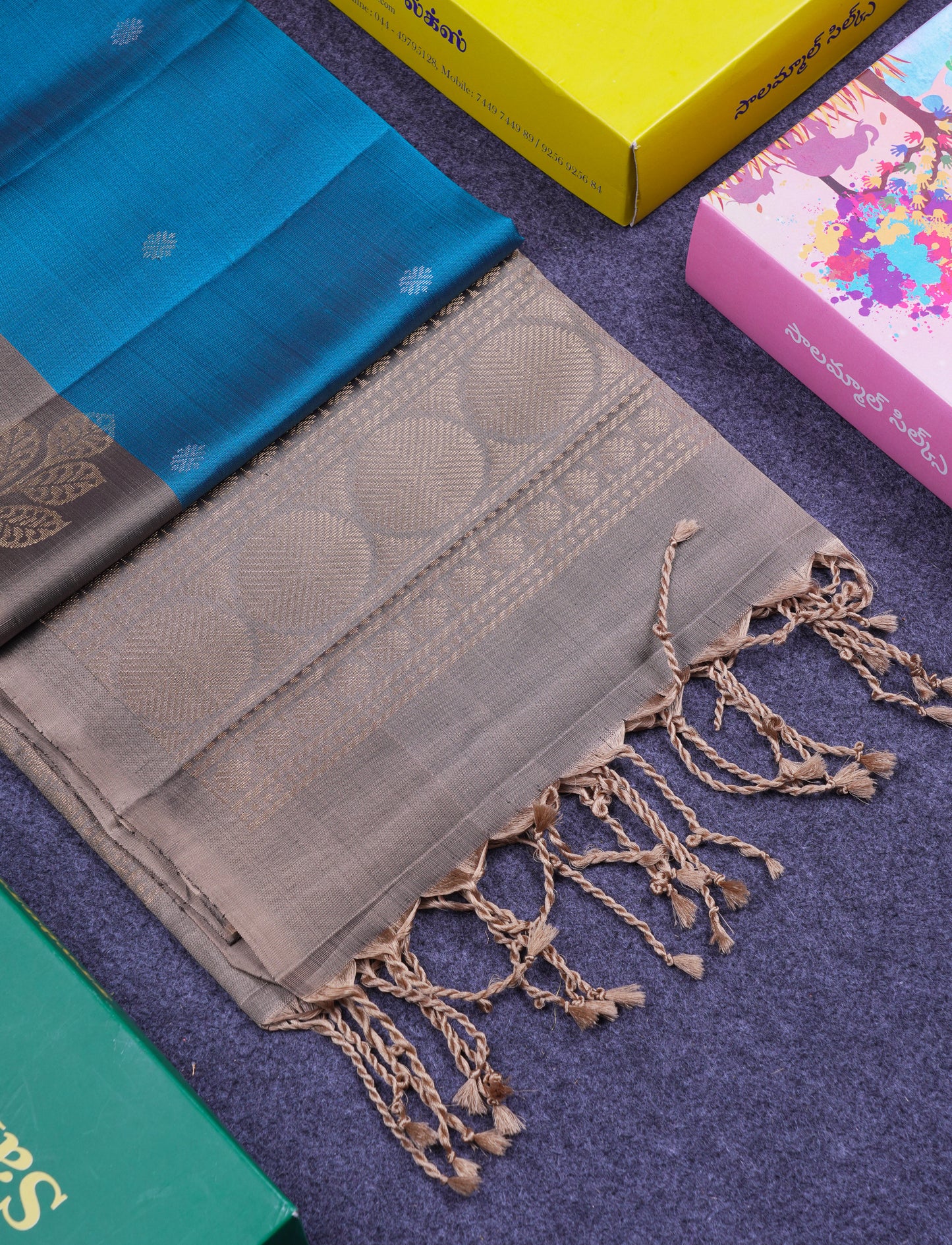 Beautiful Dual Tone Peacock Blue PureMix Kanjivaram Soft Silk Saree With Contrast Light Violet Blouse
