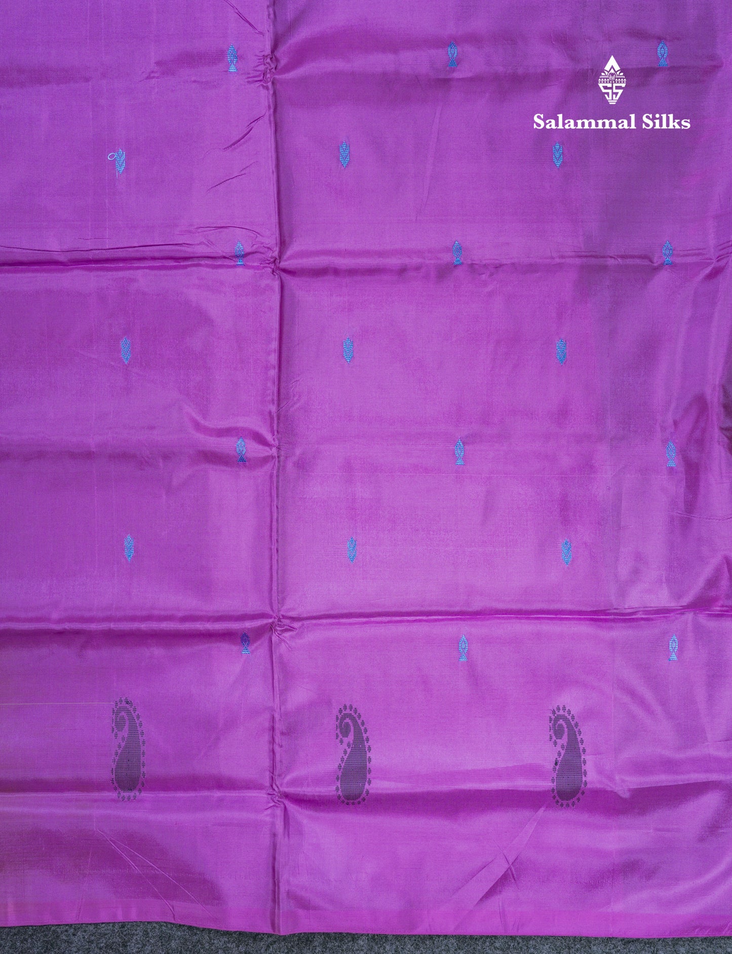 Pink Thread work Buttas Banana Pinth Saree (Vaazhainaar Pattu) With Contrast Violet Blouse