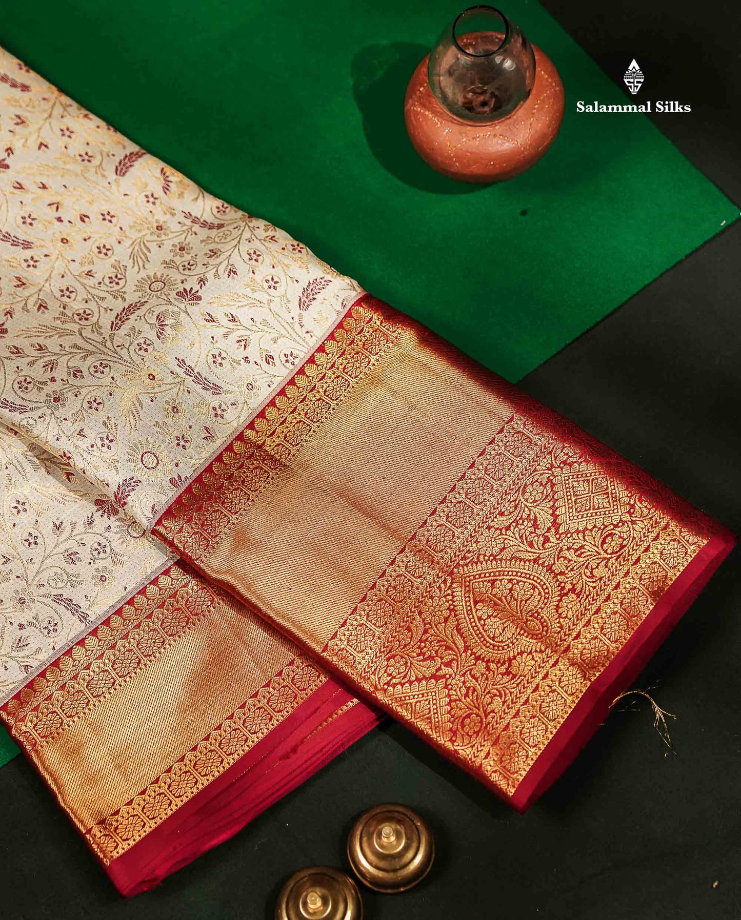 Beautiful Half White Menakari Work Bridal Pure Kanjivaram Silk Saree With Contrast Dark Maroon Traditional Evening Morning Border