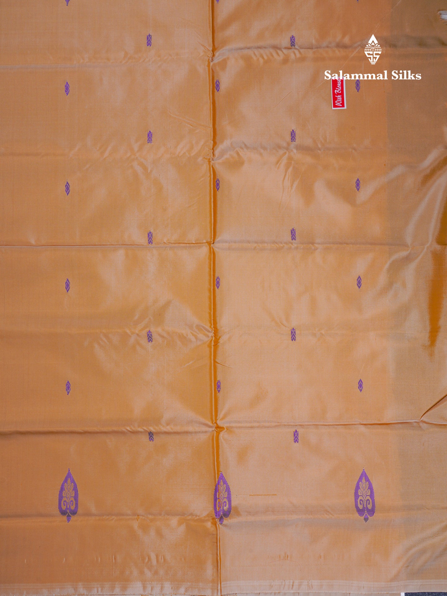 Light Blue Thread work Buttas Banana Pinth Saree (Vaazhainaar Pattu) With Contrast Sandal Blouse
