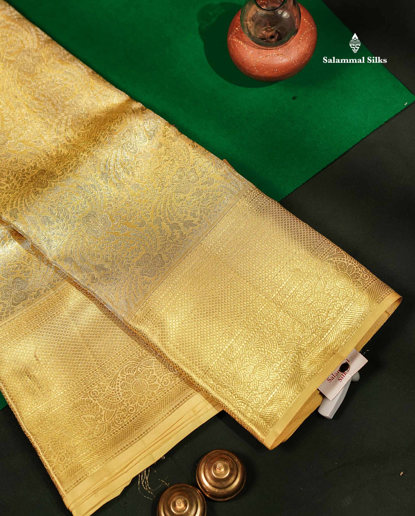 Beautiful Gold Tissue Bridal Pure Kanjivaram Silk Saree With Traditional Border