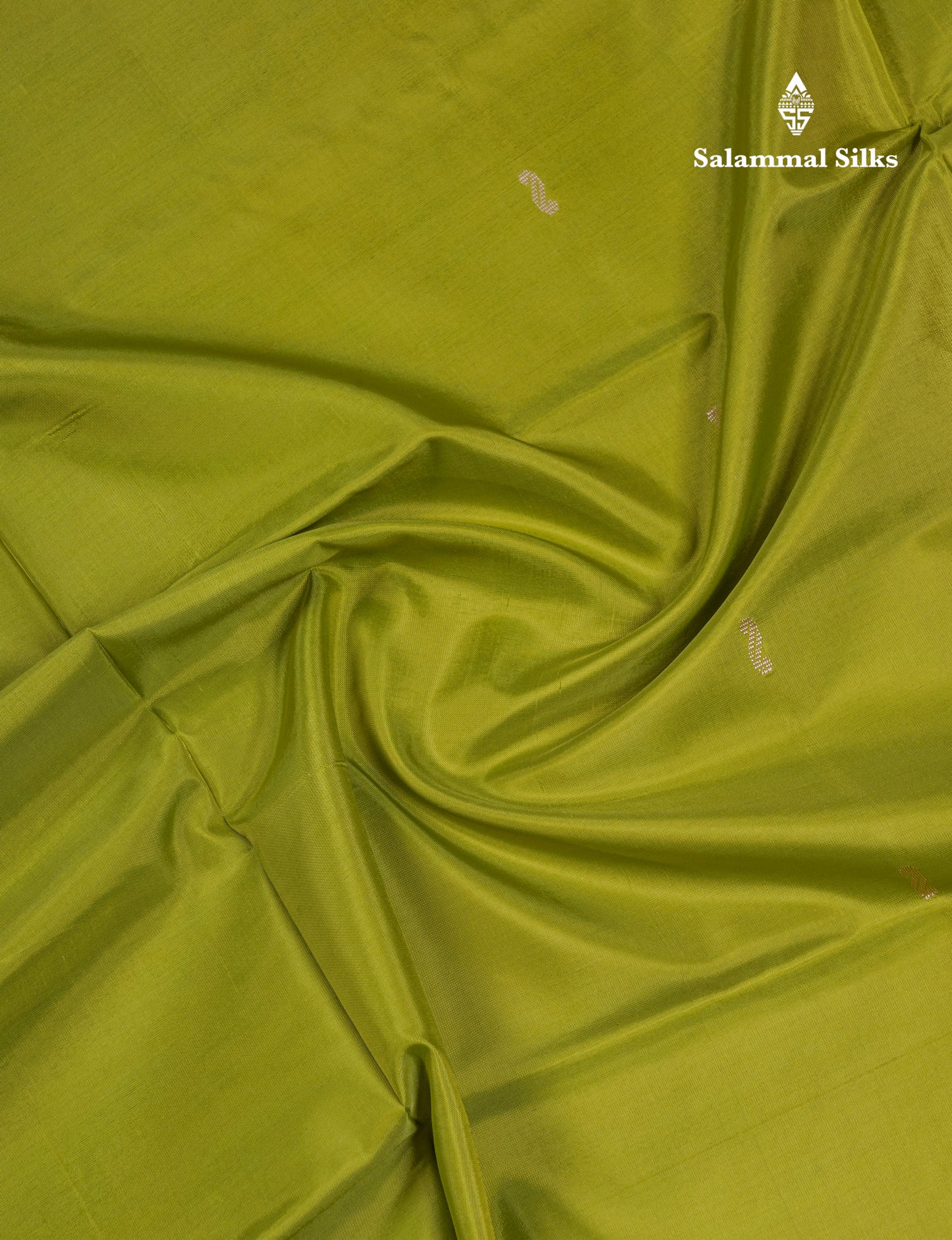 Parrot Green Thread work Buttas Banana Pinth Saree (Vaazhainaar Pattu) With Contrast Magenat Blouse