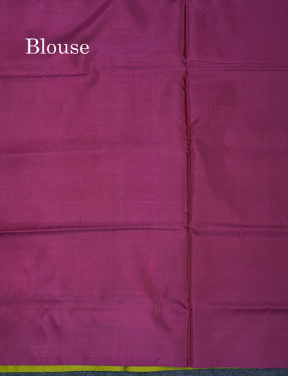 Parrot Green Thread work Buttas Banana Pinth Saree (Vaazhainaar Pattu) With Contrast Magenat Blouse