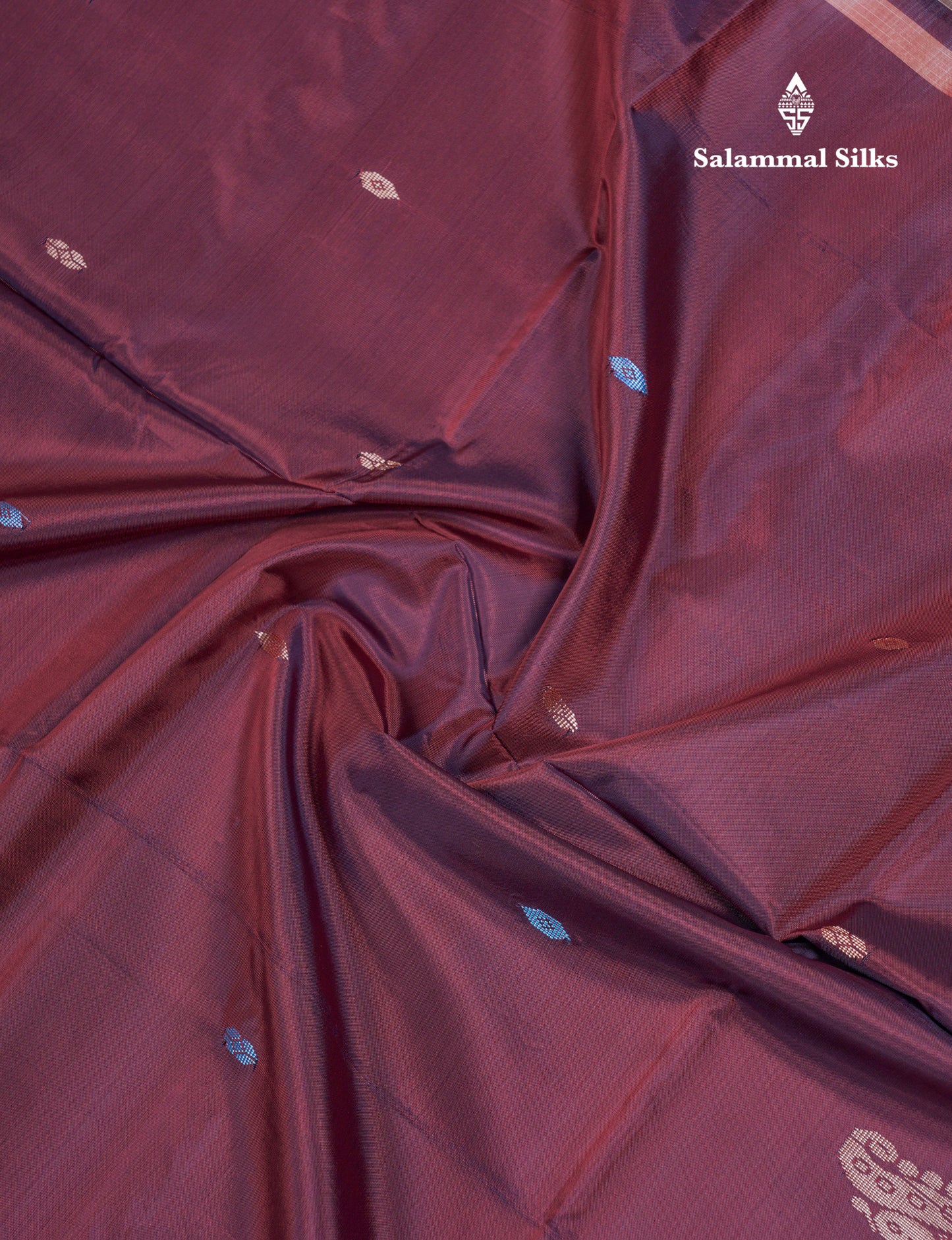 Dark Maroon Thread work Buttas Banana Pinth Saree (Vaazhainaar Pattu) With Contrast Cream White Blouse