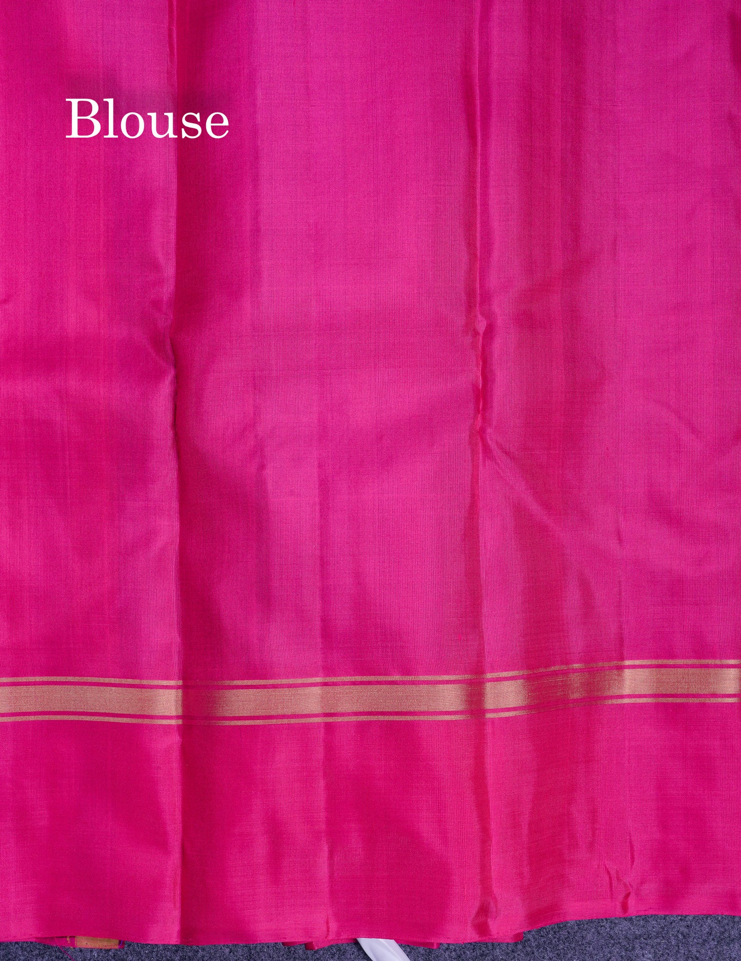 Beautiful Dual Tone Rexona Green Pure Kanjivaram Silk Saree With Contrast Navy Blue Fancy Border