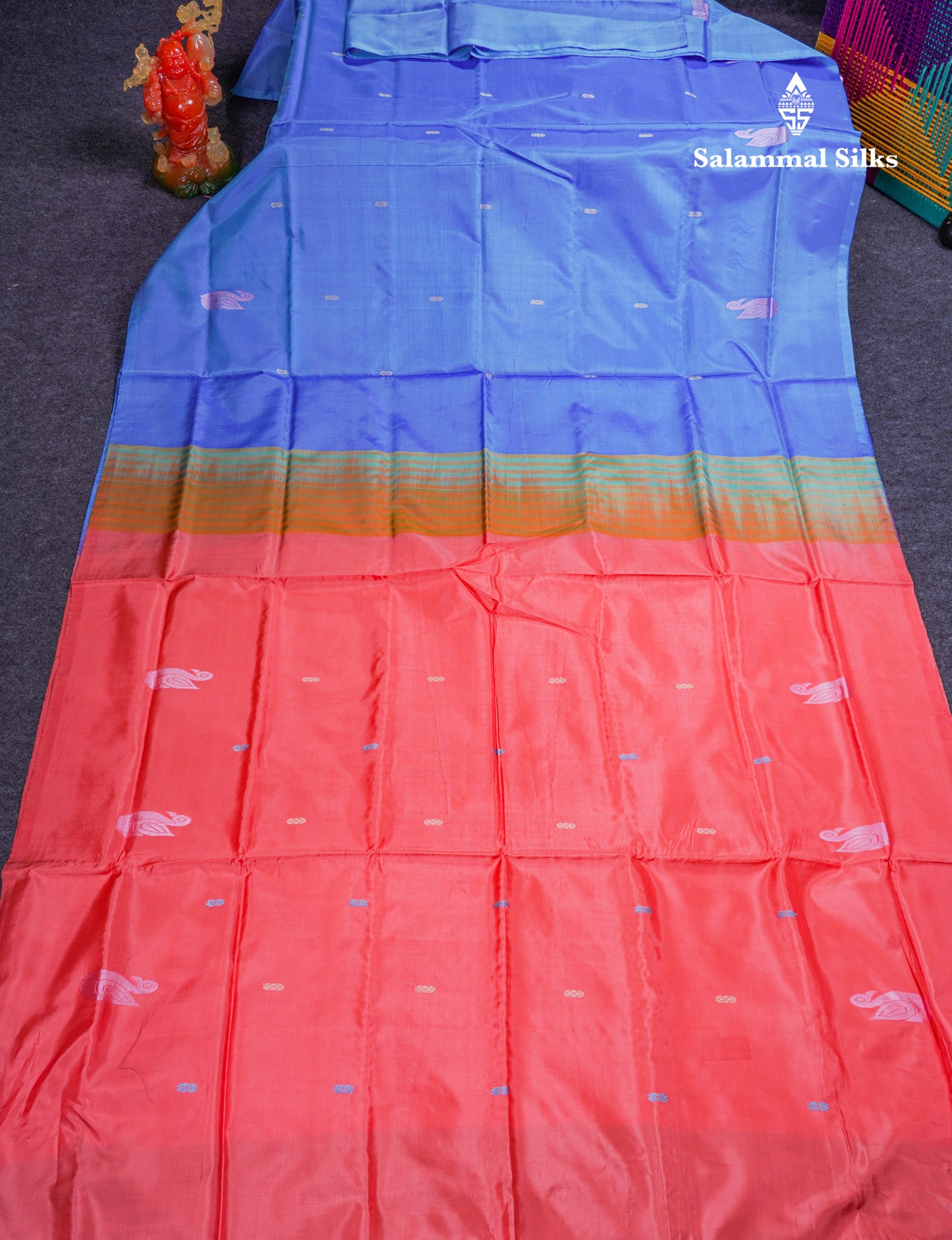 Olive Green Thread work Buttas Banana Pinth Saree (Vaazhainaar Pattu) With Contrast Pink Blouse