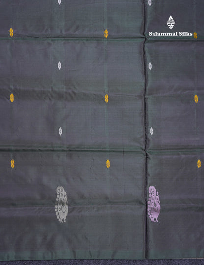 Dark Maroon Thread work Buttas Banana Pinth Saree (Vaazhainaar Pattu) With Contrast Cream White Blouse