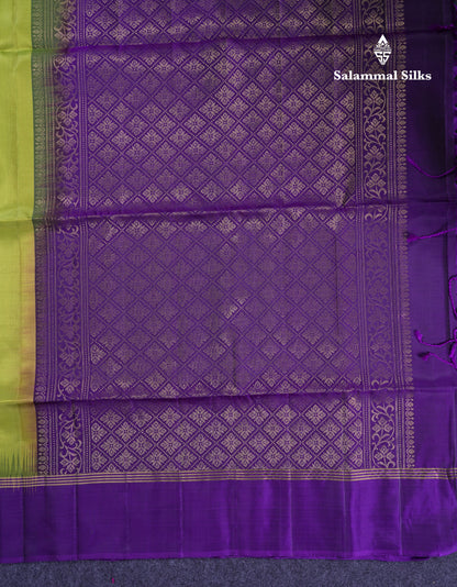 Beautiful Manthulir Green Pure Kanjivaram Soft Silk Saree With Contrast Dark Purple Fancy Border