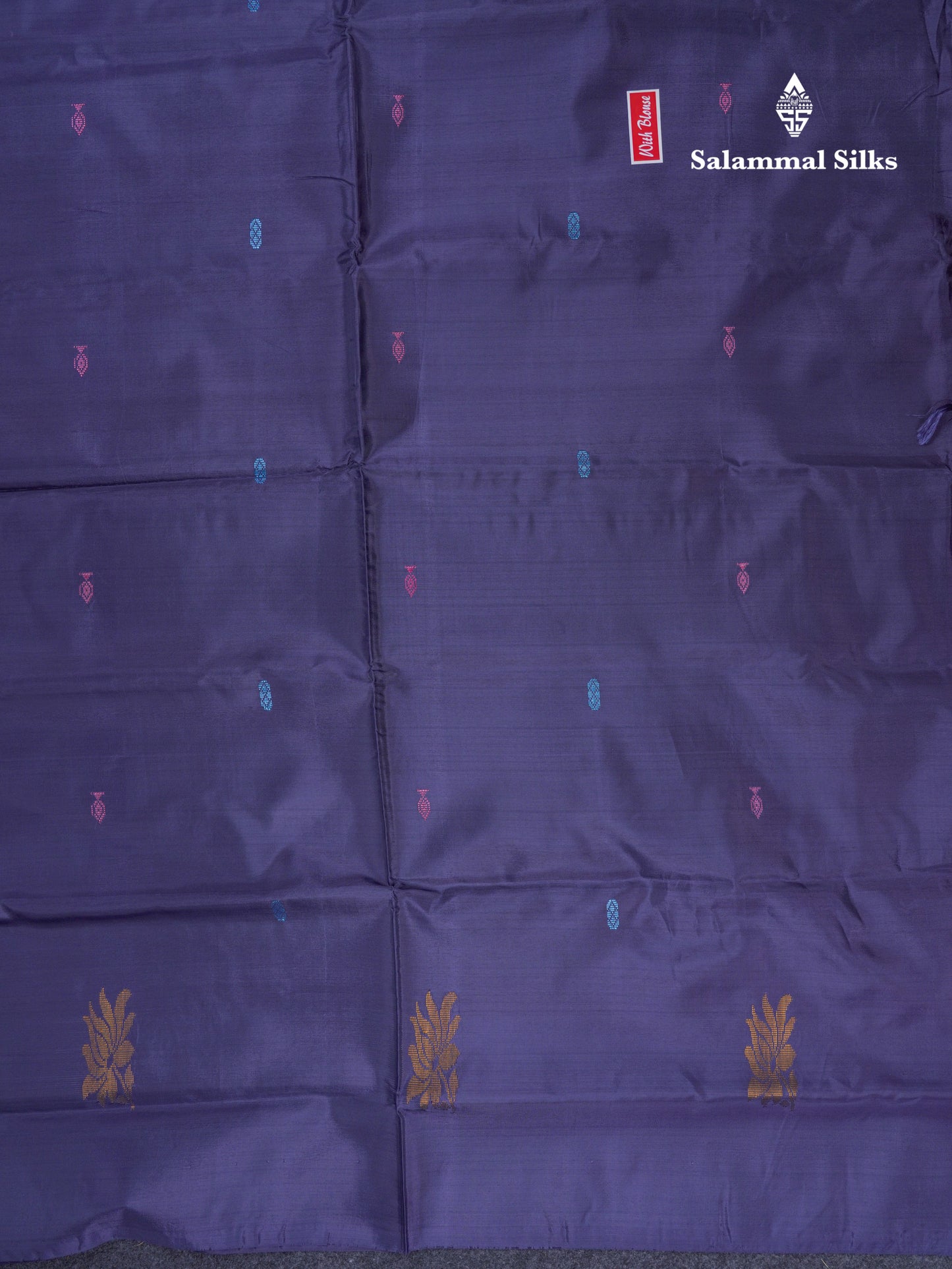 Ice Blue Thread work Buttas Banana Pinth Saree (Vaazhainaar Pattu) With Contrast Navy Blue Blouse